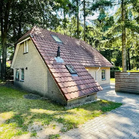 Ferienhaus Lovely Holiday In Near Forest Lunteren